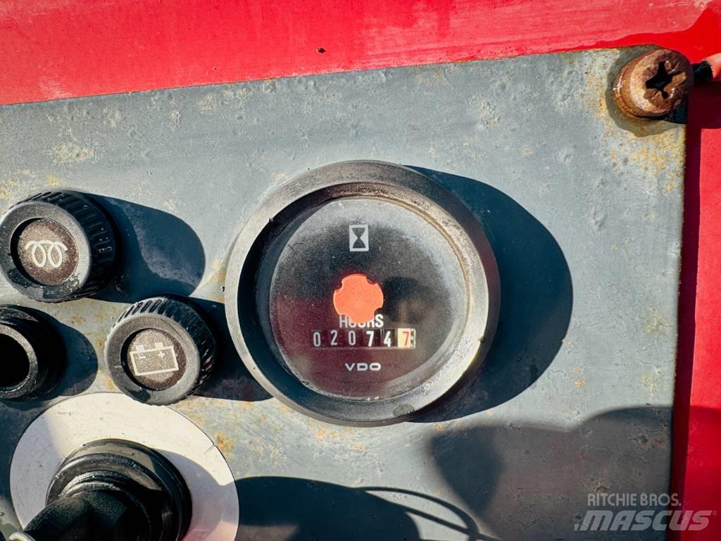 Moffett M5000 Medbringertruck