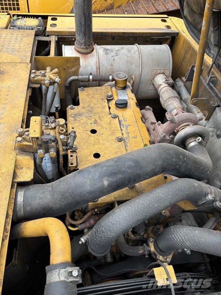 CAT 320 D L Gravemaskiner på larvebånd