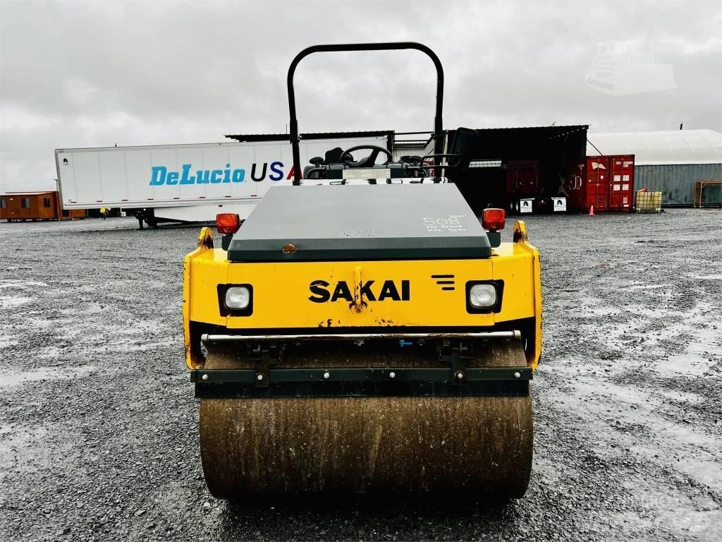 Sakai SW 504 Enkelt tromle