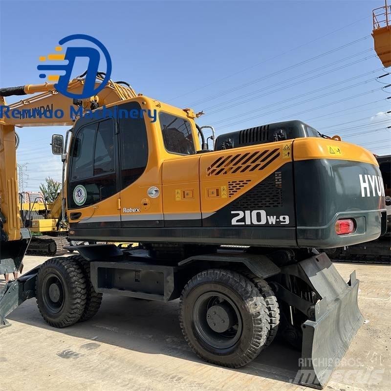 Hyundai 210W-9 Gravemaskiner på hjul
