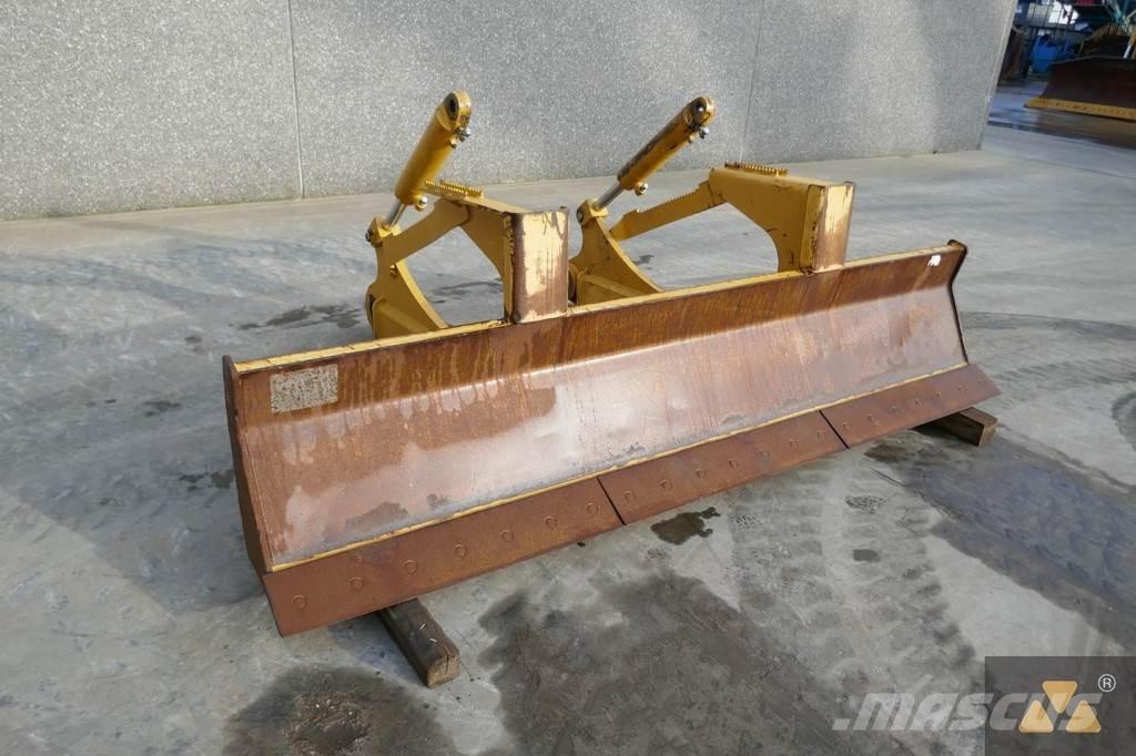 CAT Skidder blade Klinger