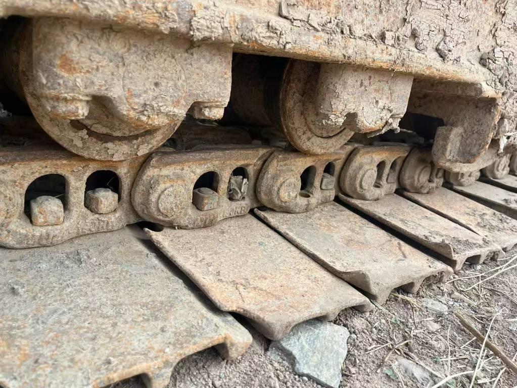 Hyundai Robex 215-7 Gravemaskiner på larvebånd