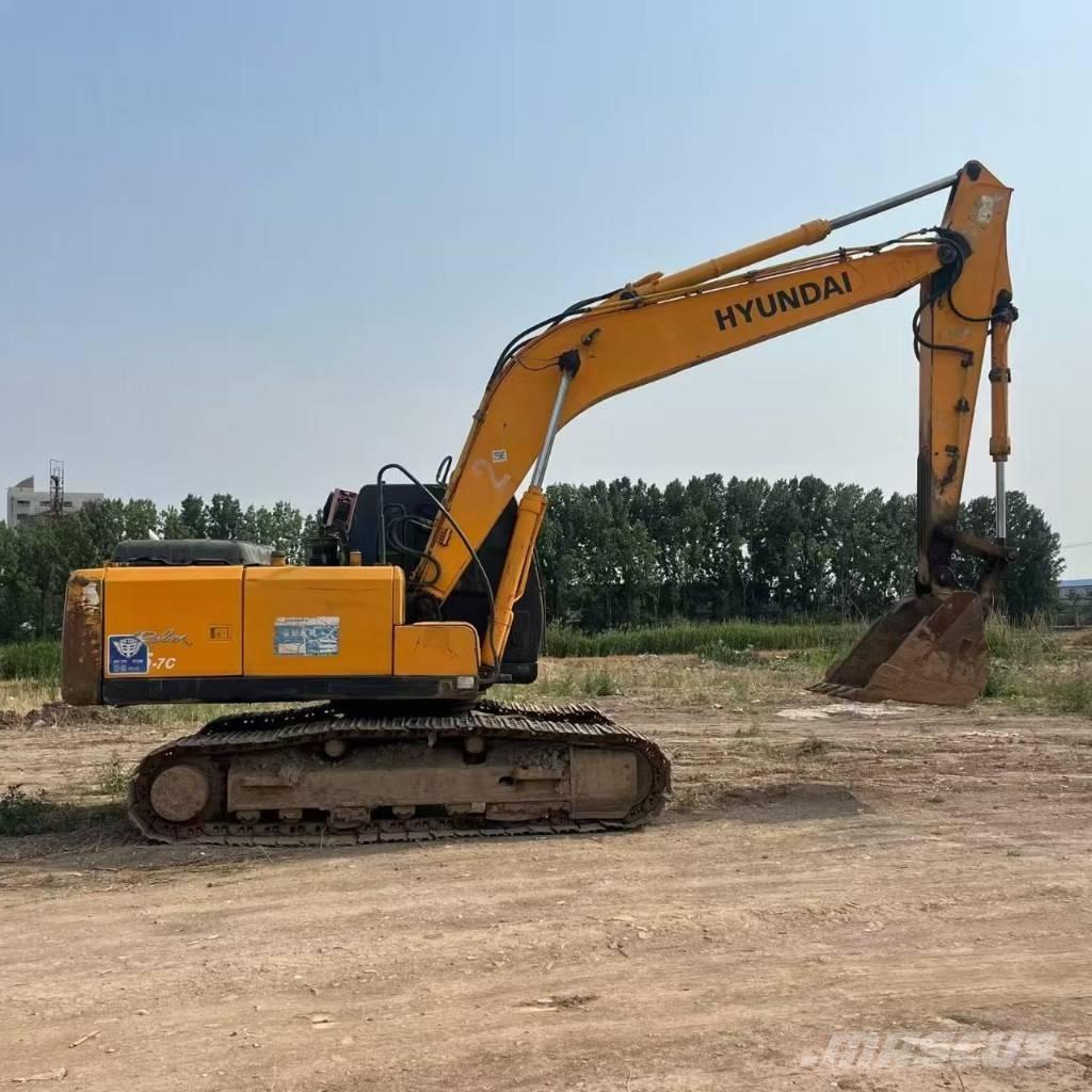 Hyundai Robex 215-7 Gravemaskiner på larvebånd