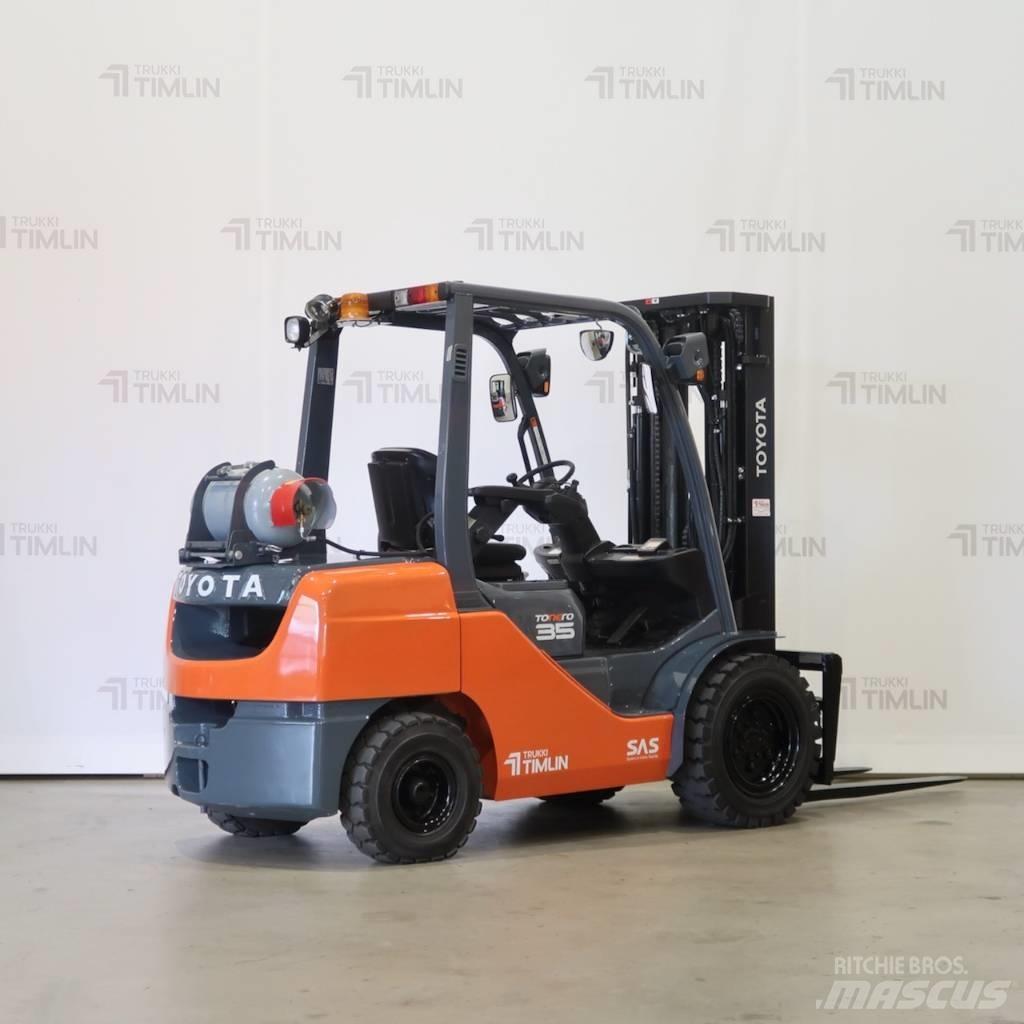 Toyota 02-8FGJF35 LPG gaffeltrucks