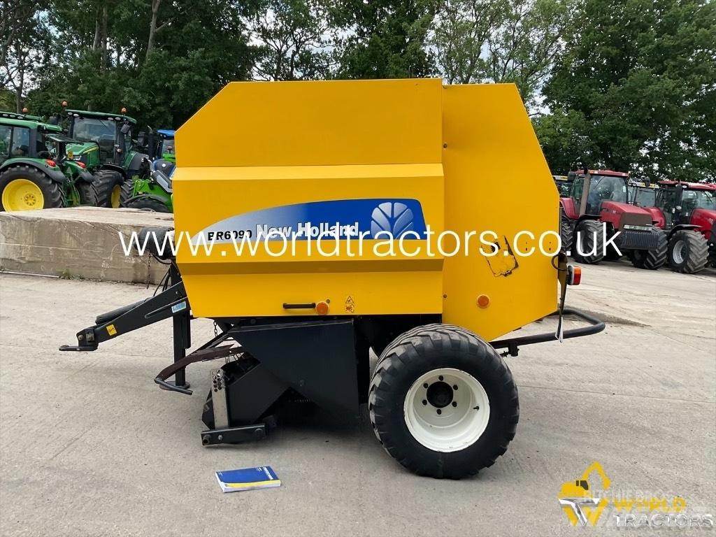 New Holland BR 6090 Rundballe-pressere