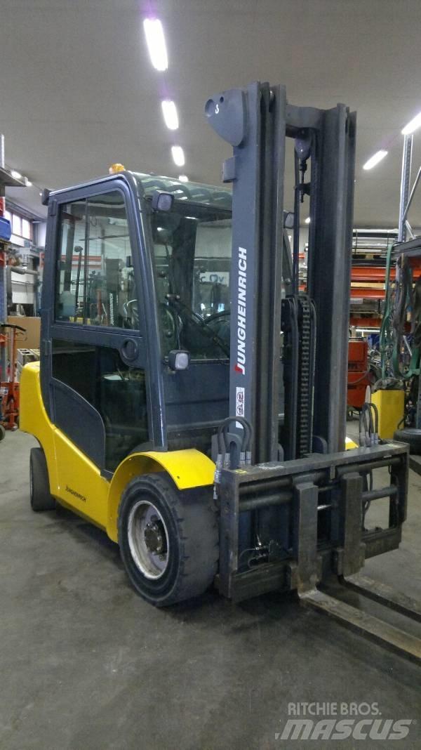 Jungheinrich DFG 430 Diesel gaffeltrucks