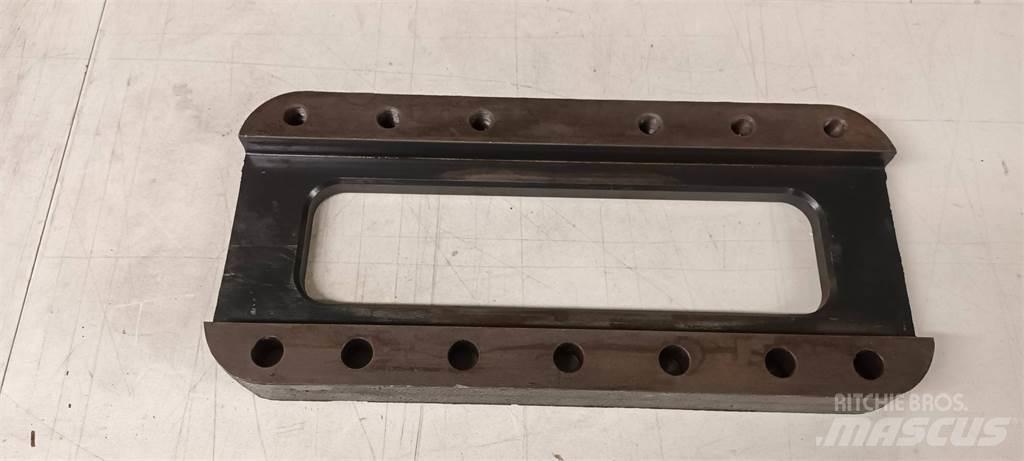 Ponsse 126B1001 Chassis og suspension