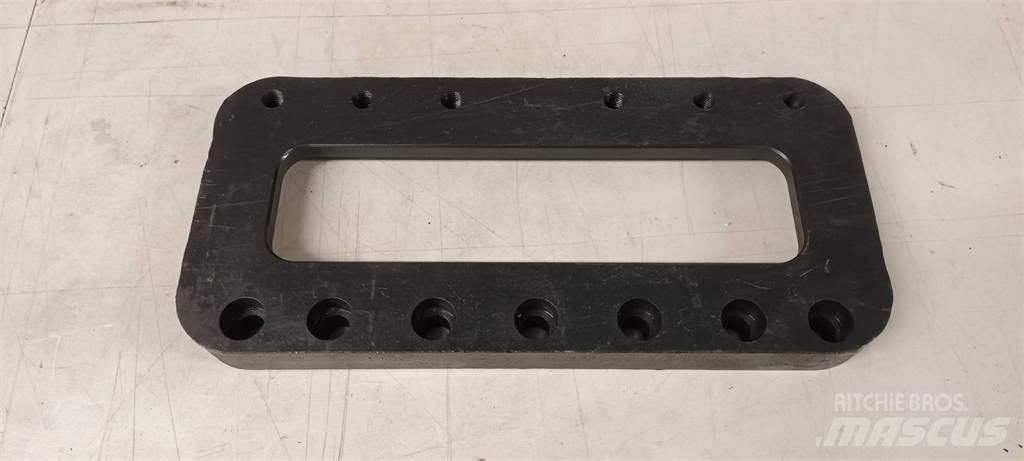 Ponsse 126B1001 Chassis og suspension