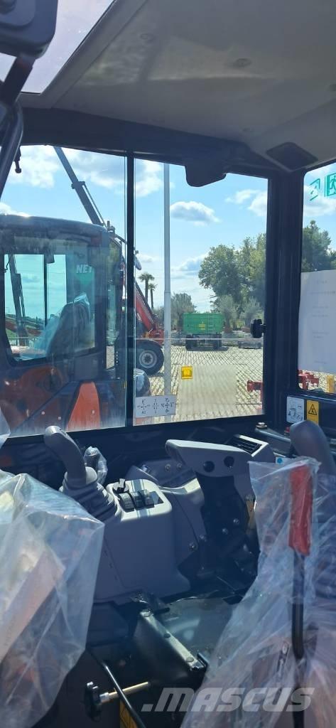Hitachi ZX33U Gravemaskiner på larvebånd