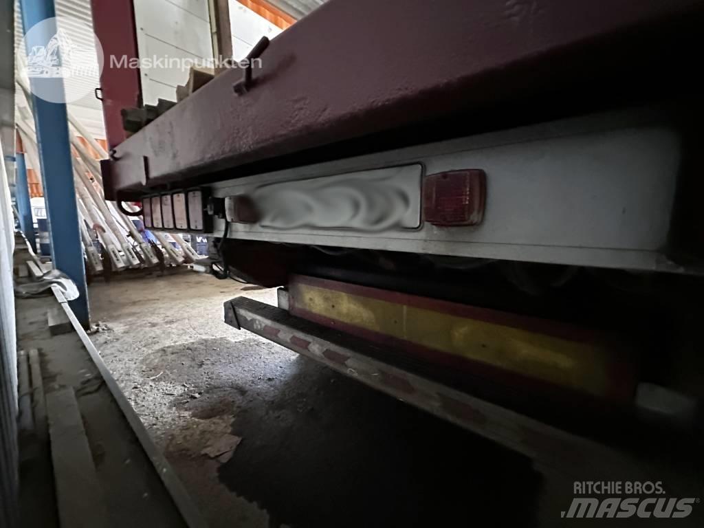 NTM APP-3 Semi-trailer til tømmer