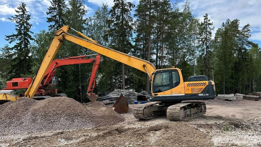 Hyundai R 180LC-9A Gravemaskiner på larvebånd