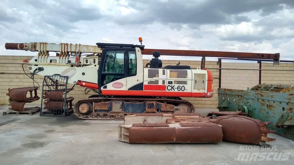 CAT 330C Gravemaskiner på larvebånd