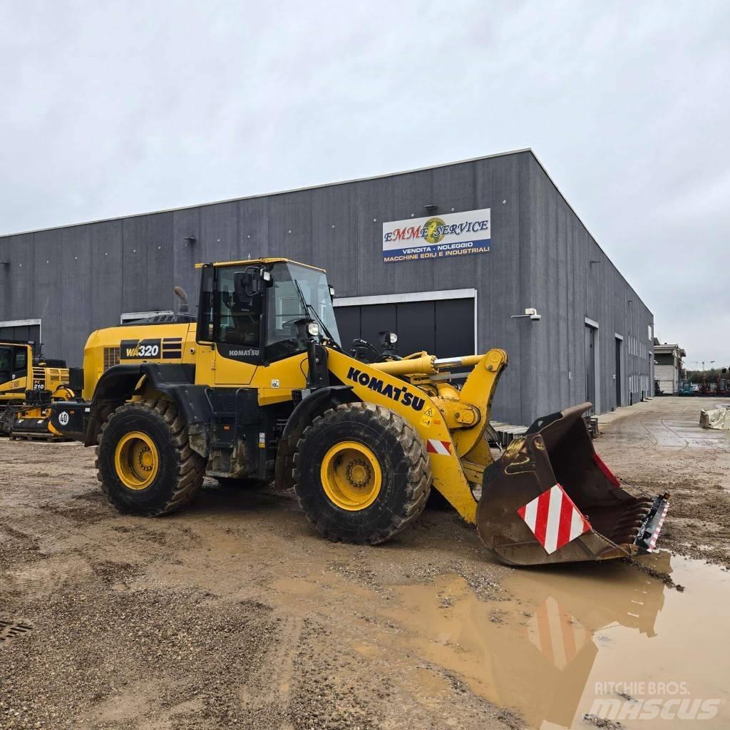 Komatsu WA 320-8 Læssemaskiner på hjul