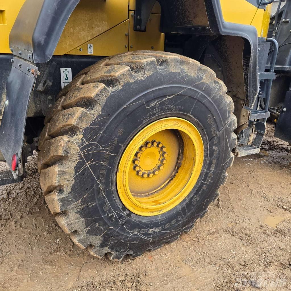 Komatsu WA 320-8 Læssemaskiner på hjul