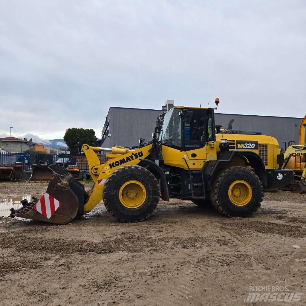 Komatsu WA320-8 Læssemaskiner på hjul