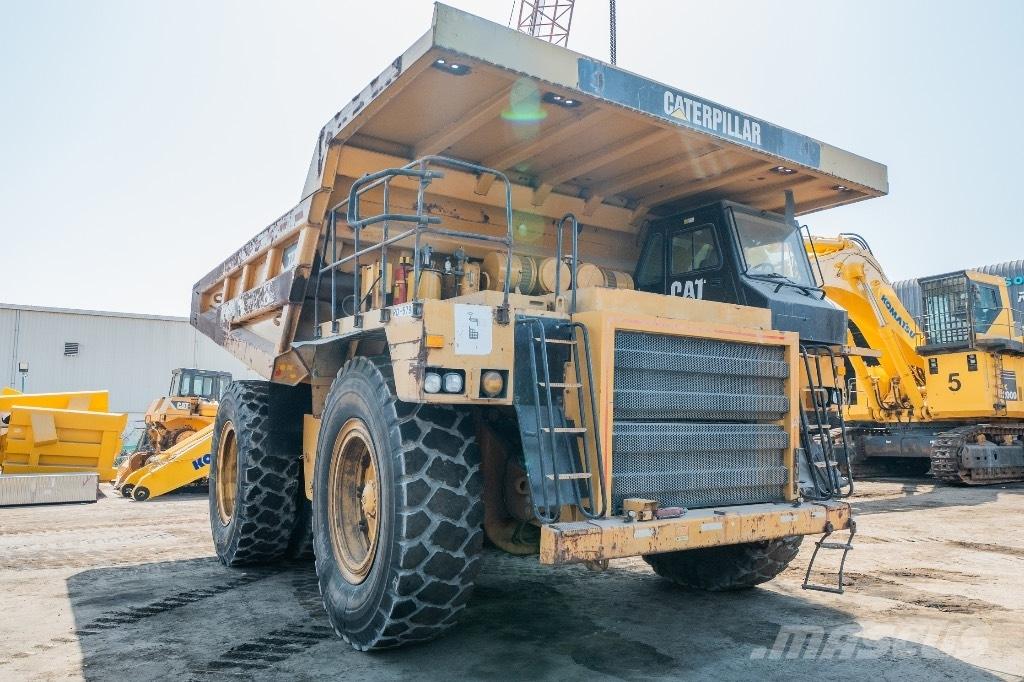 CAT 777 D Knækstyrede dumpere