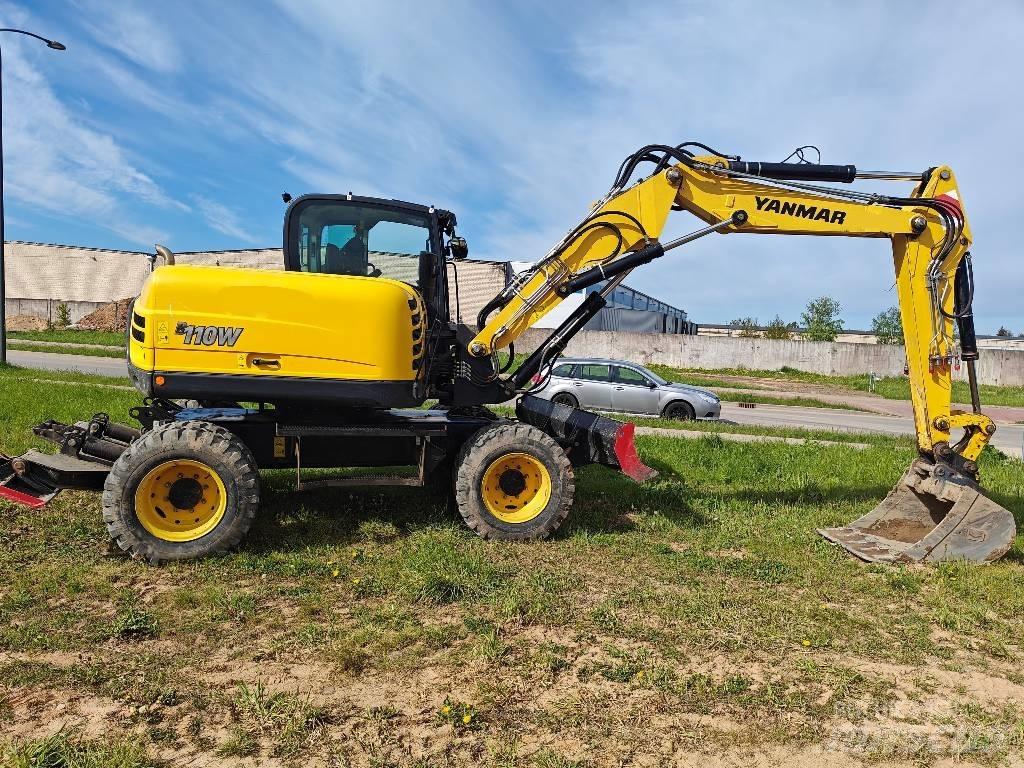 Yanmar B110W Gravemaskiner på hjul