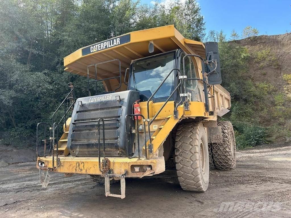 CAT 773F Knækstyrede dumpere
