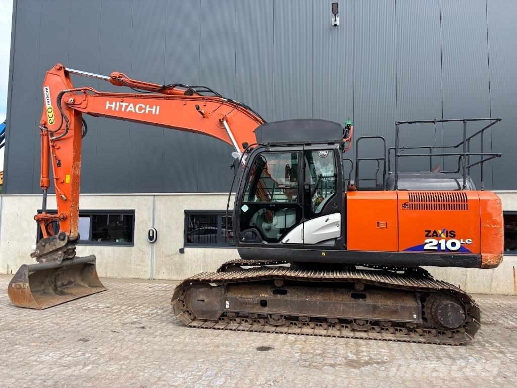 Hitachi ZX 210 LC-6 Gravemaskiner på larvebånd