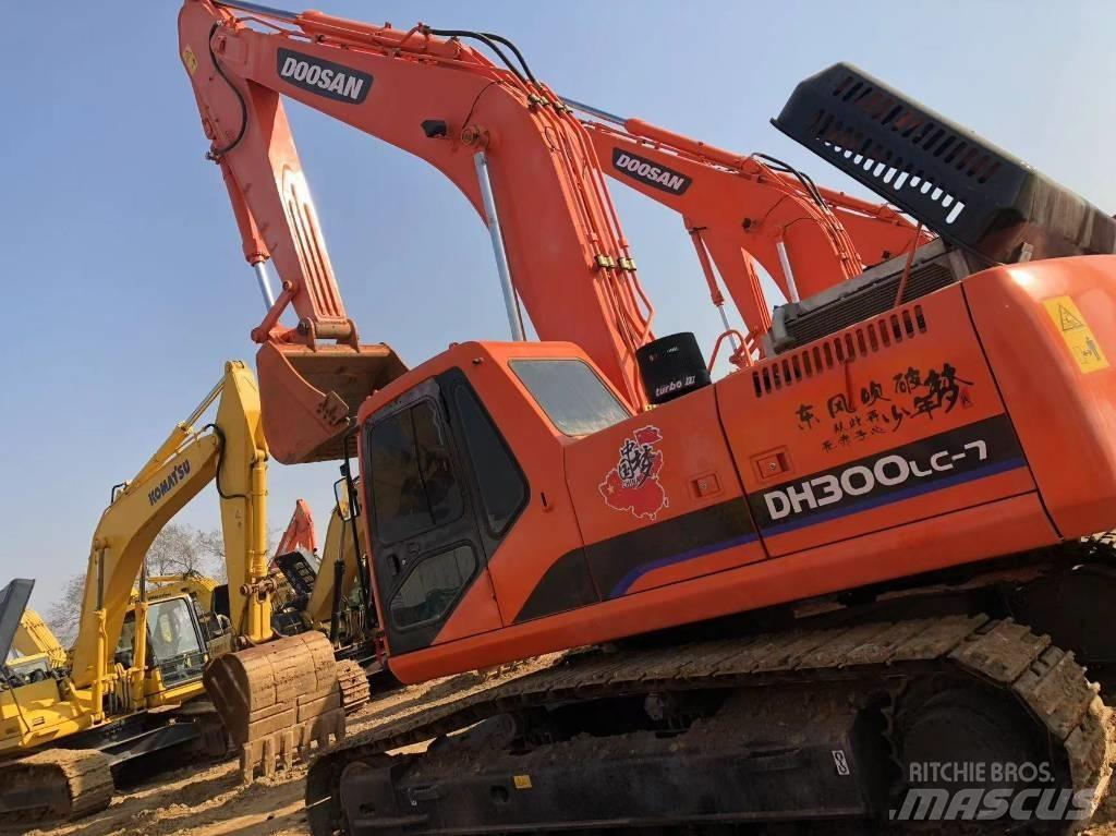 Doosan 300-7 Gravemaskiner på larvebånd