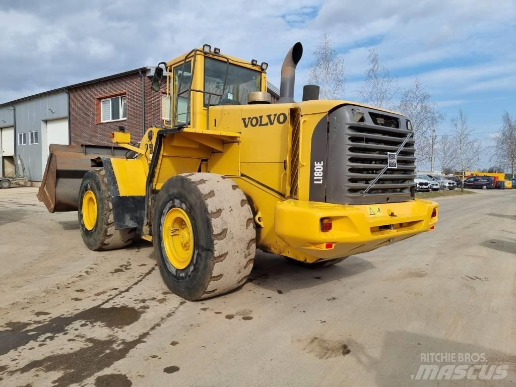 Volvo L 180 E Læssemaskiner på hjul
