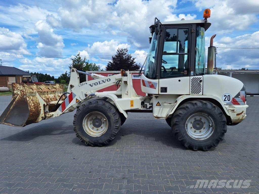 Volvo L 30 B Læssemaskiner på hjul