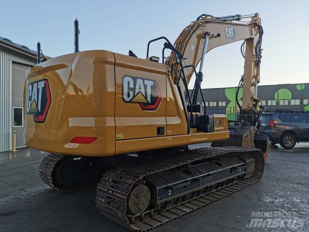 CAT 323 Gravemaskiner på larvebånd