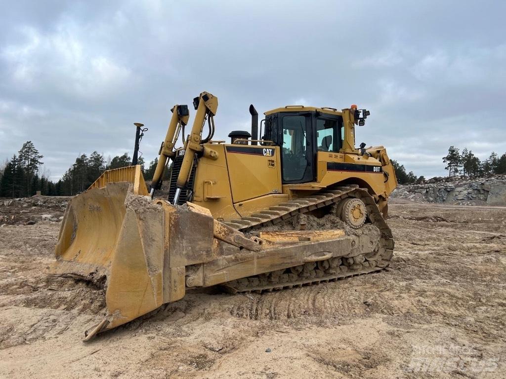 CAT D 8 T Bulldozer på larvebånd