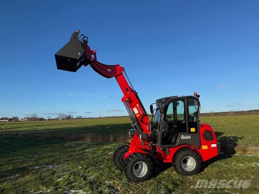  Max Loader 810 T Minilæsser - knækstyret