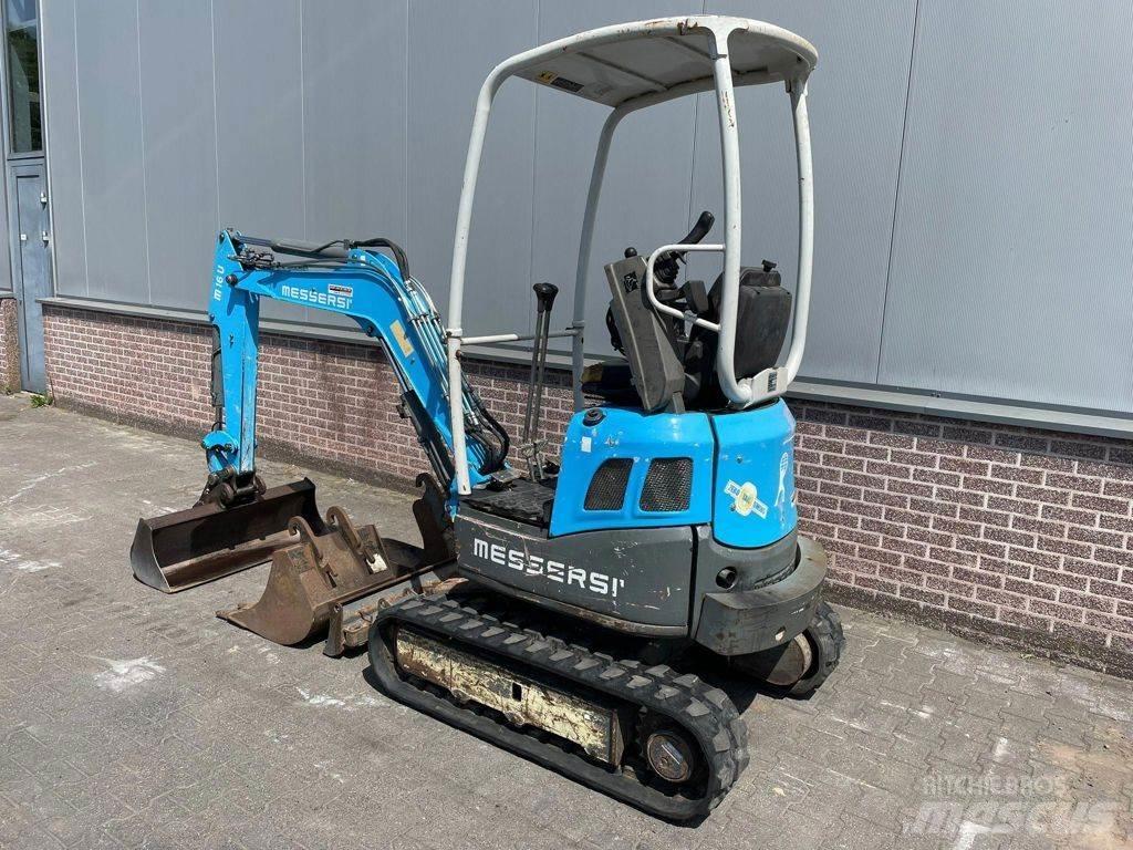 Messersi M-16U Minigravemaskiner