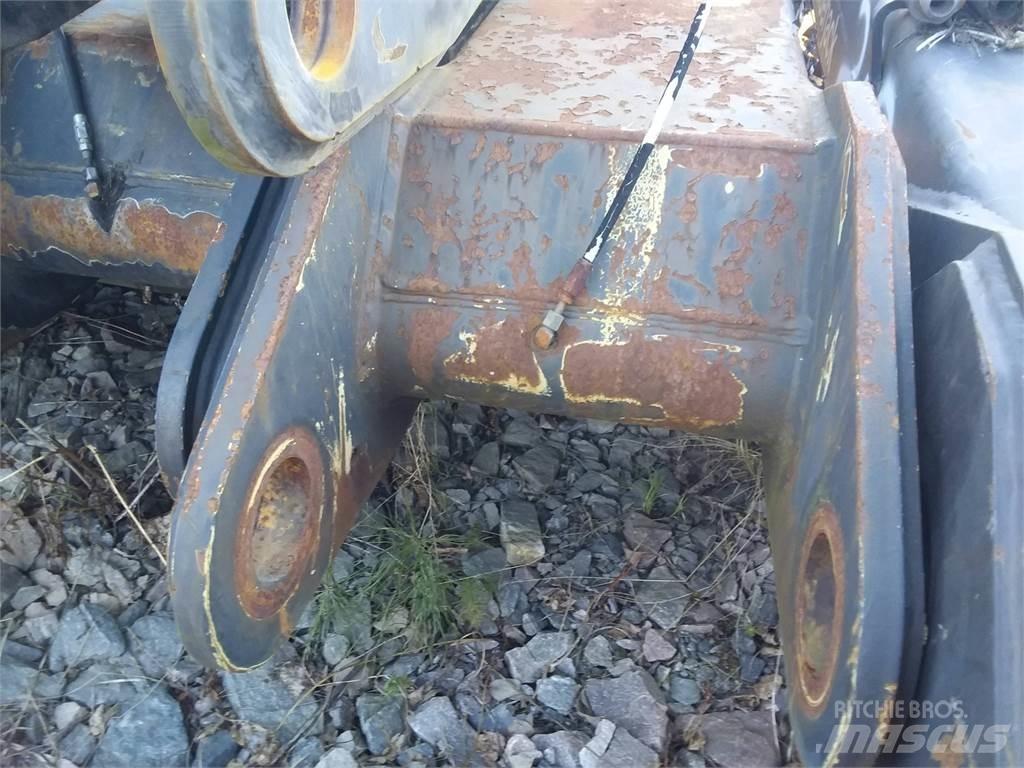 Loglift 210 Kraner til skovningsmaskine