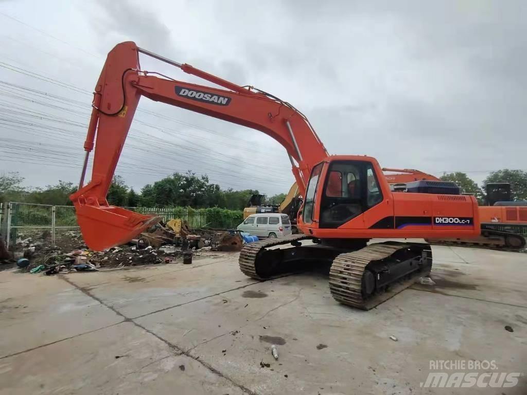 Doosan DH 300 LC-7 Gravemaskiner på larvebånd