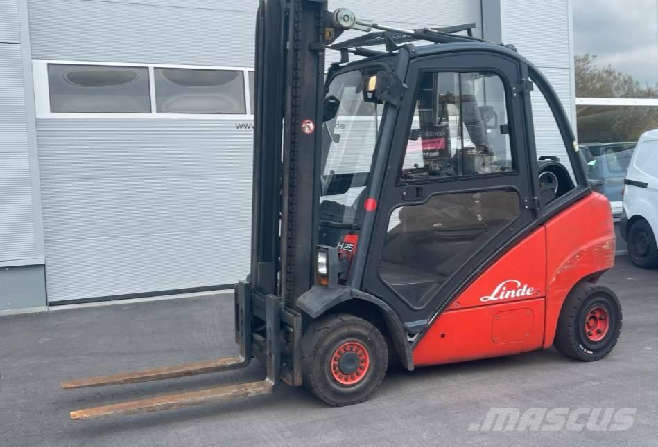 Linde H25 T LPG gaffeltrucks