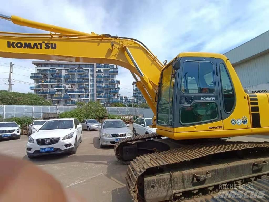 Komatsu PC 220-6 Gravemaskiner på larvebånd