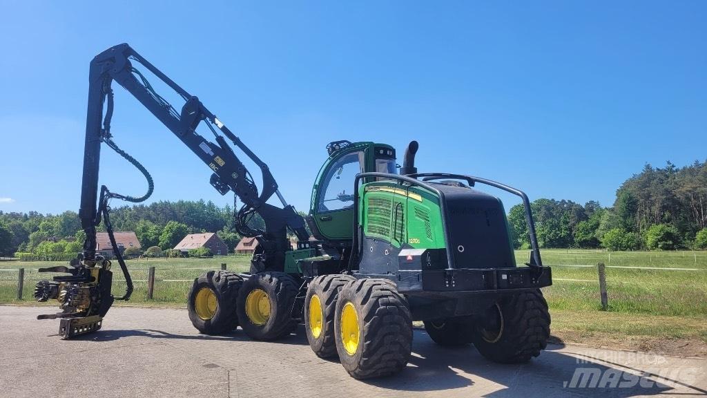 John Deere 1270 G Skovningsmaskiner