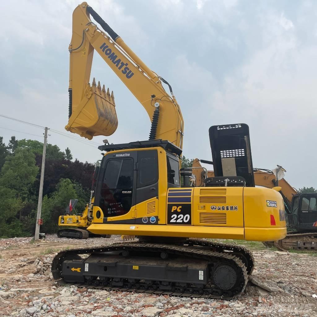 Komatsu PC 220-8 Gravemaskiner på larvebånd