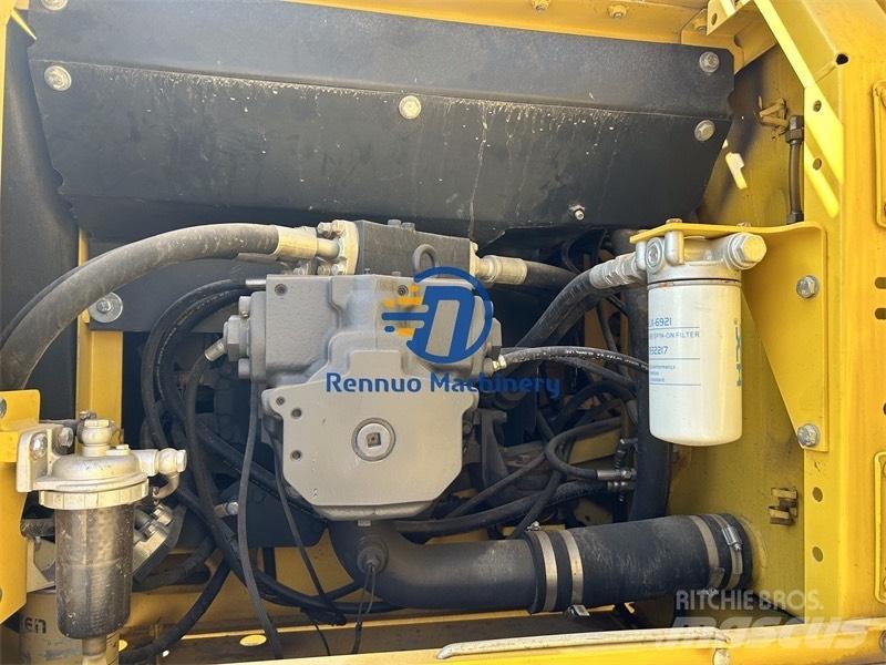Komatsu PC 300 Gravemaskiner på larvebånd