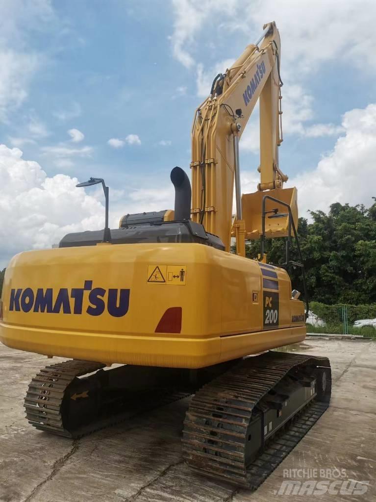 Komatsu PC 200-10 Gravemaskiner på larvebånd