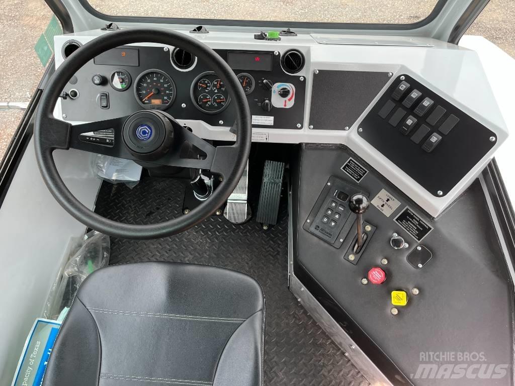 Capacity TJ5000 Terminaltraktorer