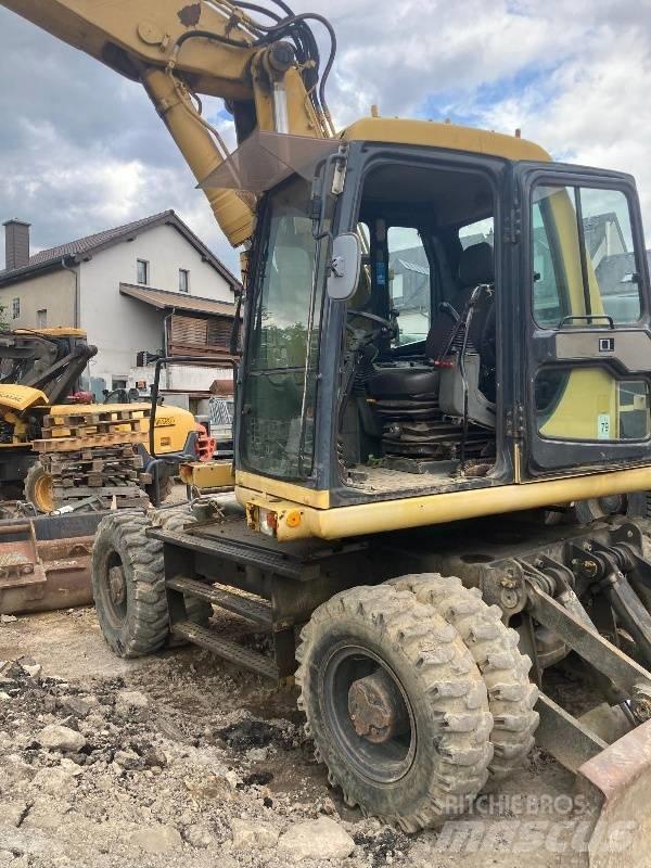 Komatsu PW 170 ES-6K Gravemaskiner på hjul