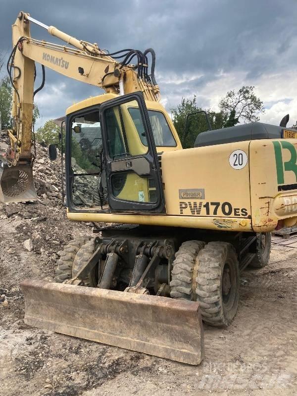 Komatsu PW 170 ES-6K Gravemaskiner på hjul