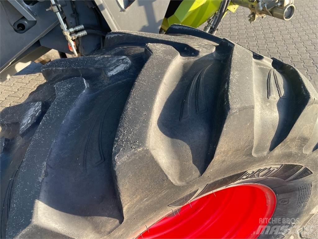 CLAAS Lexion 440 Mejetærskere