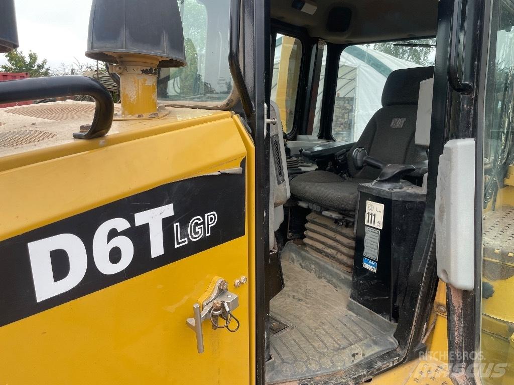 CAT D 6 T LGP Bulldozer på larvebånd
