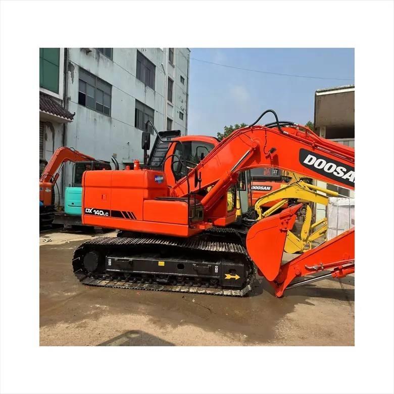 Doosan DX140LC Gravemaskiner på larvebånd