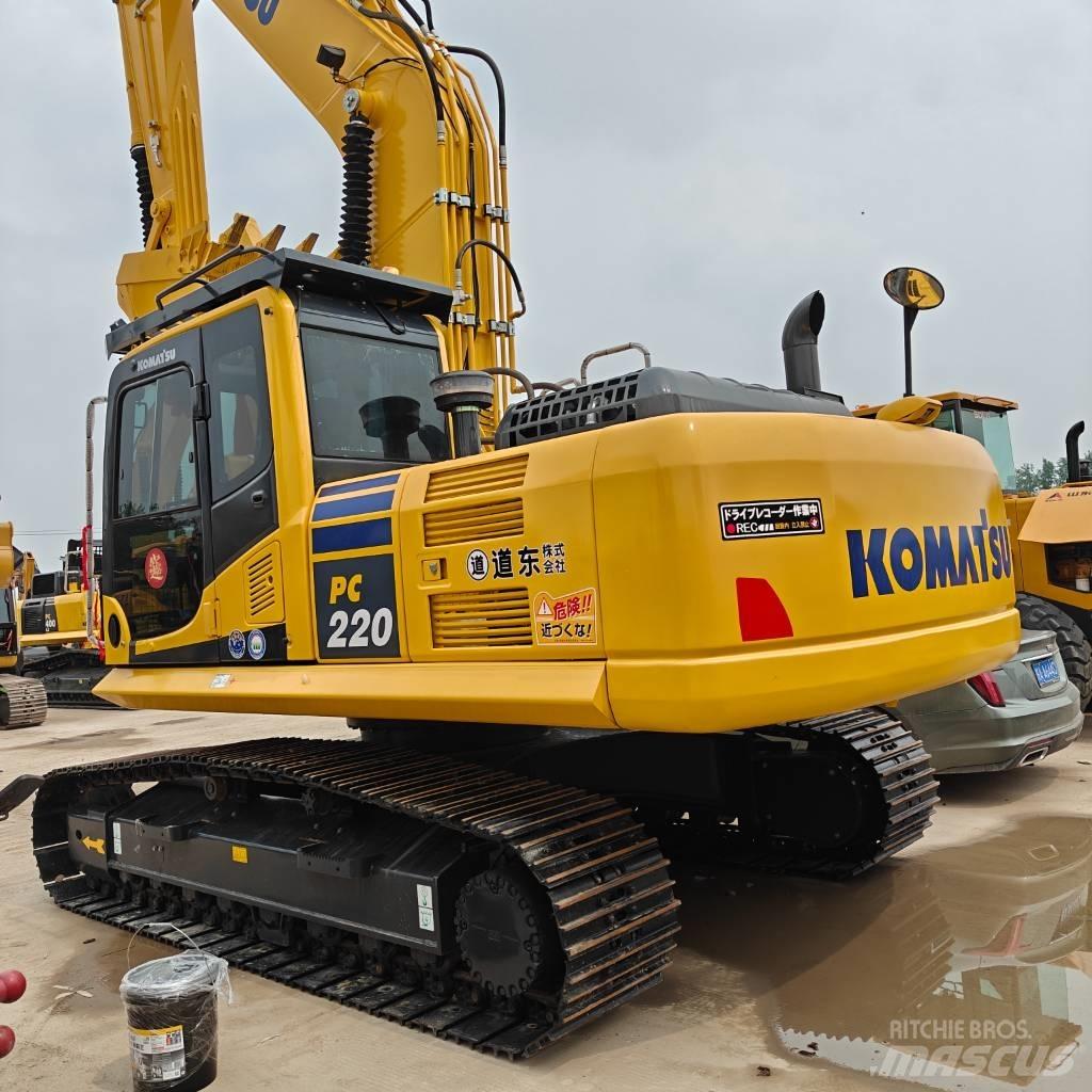 Komatsu 220-8MO Gravemaskiner på larvebånd