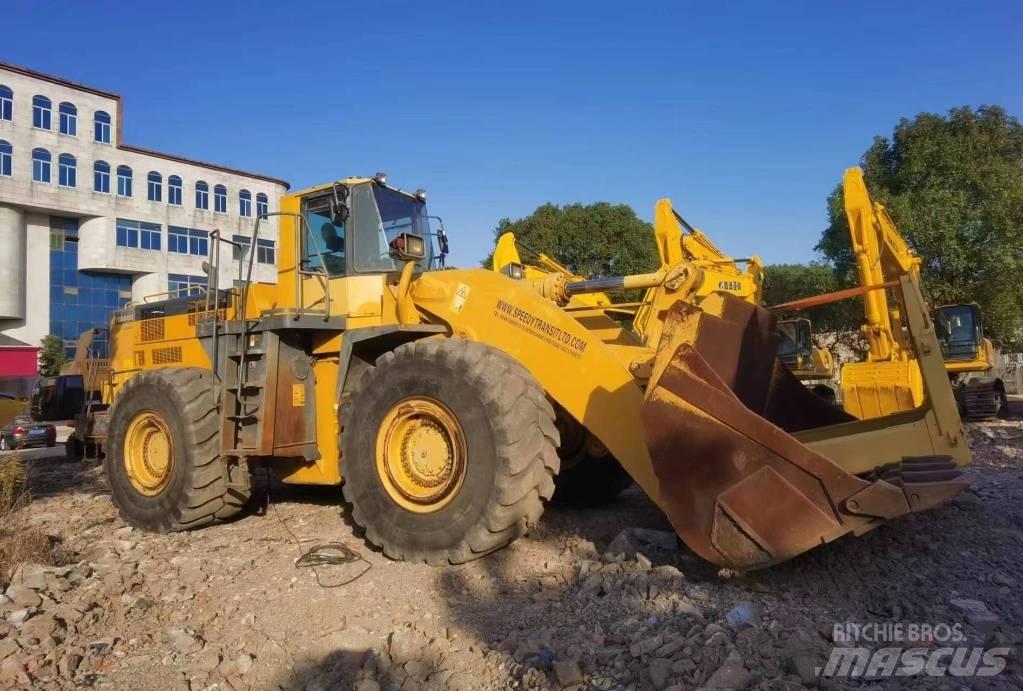 Komatsu WA 600 Læssemaskiner på hjul