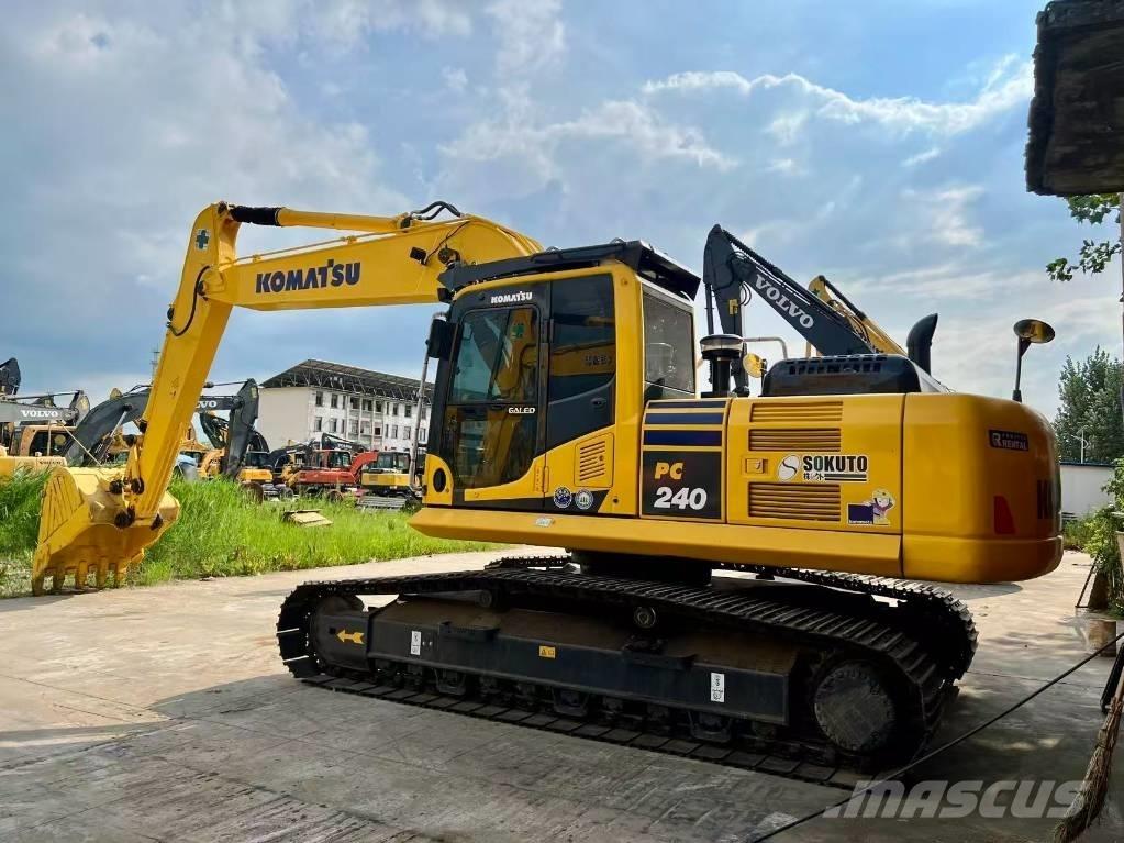 Komatsu PC 240 Gravemaskiner på larvebånd