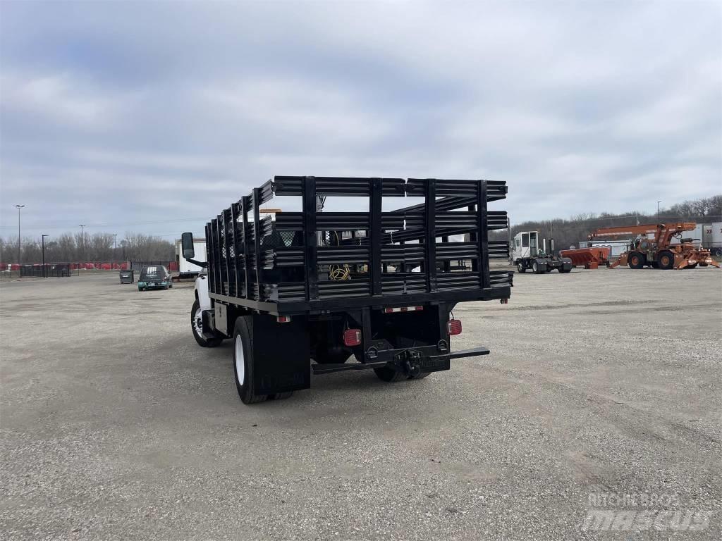 GMC T 7500 Lastbil med kran