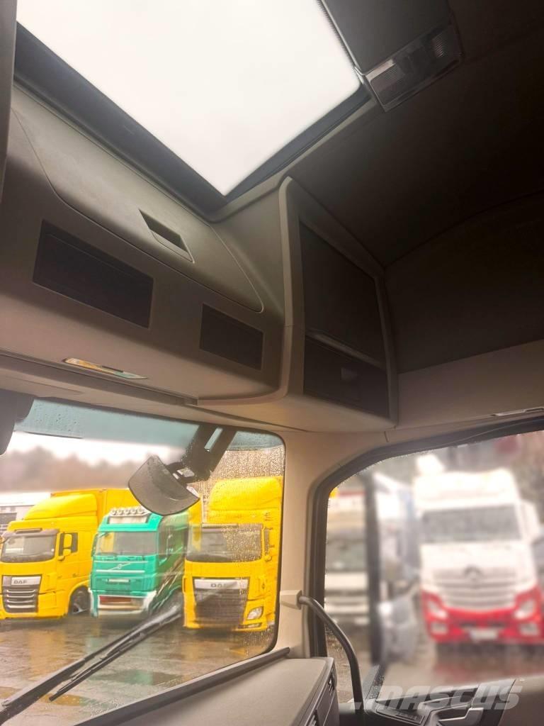 Volvo FH 13 460 Chassis