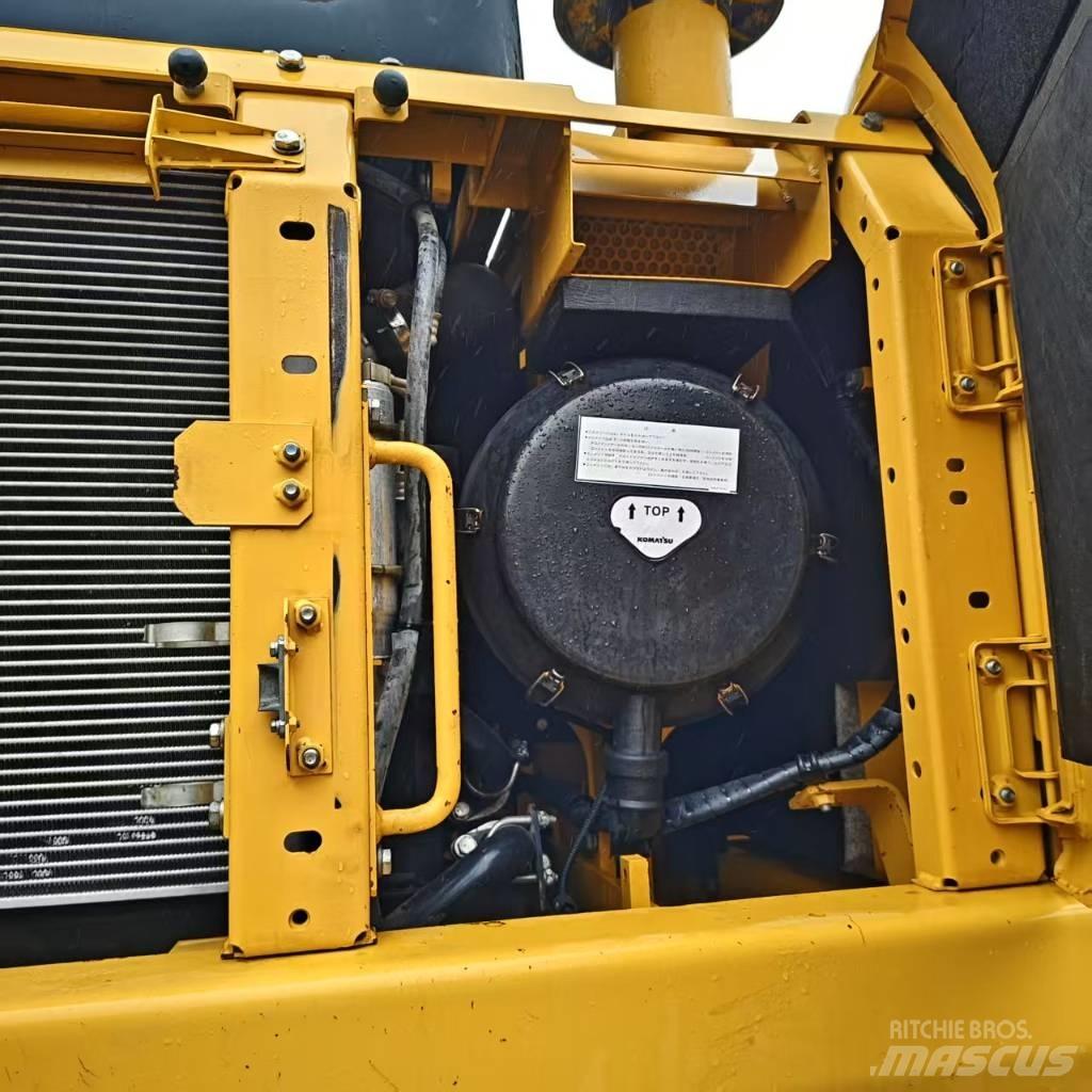Komatsu PC400-8 Gravemaskiner på larvebånd